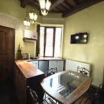 подобово на площі ринок 39 сам центр львова * Lviv