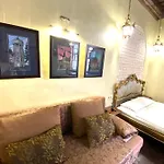 подобово на площі ринок 39 сам центр львова * Lviv