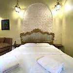 подобово на площі ринок 39 сам центр львова * Lviv