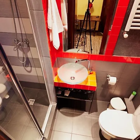 подобово на площі ринок 39 сам центр львова Apartamento Leópolis