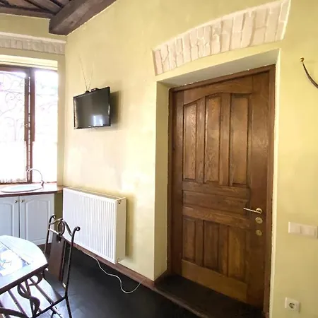 Apartamento подобово на площі ринок 39 сам центр львова Leópolis