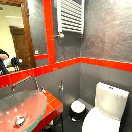 подобово на площі ринок 39 сам центр львова * Leópolis