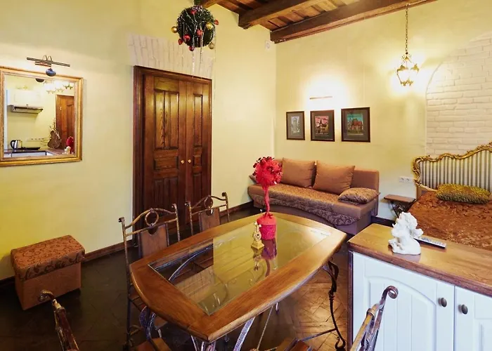 Apartamento подобово на площі ринок 39 сам центр львова Leópolis