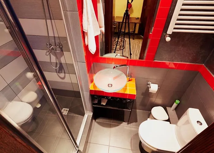 подобово на площі ринок 39 сам центр львова Apartamento Leópolis