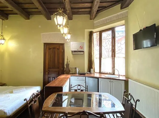 Apartamento подобово на площі ринок 39 сам центр львова *