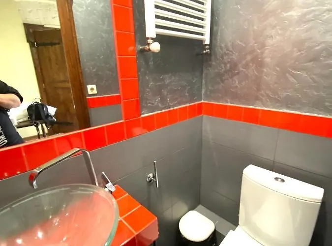 подобово на площі ринок 39 сам центр львова * Leópolis