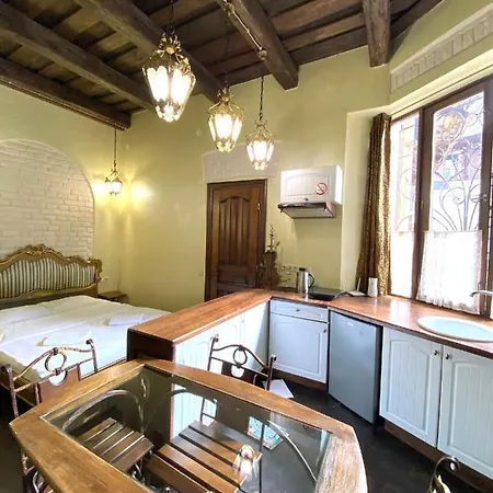 подобово на площі ринок 39 сам центр львова Apartment Lviv